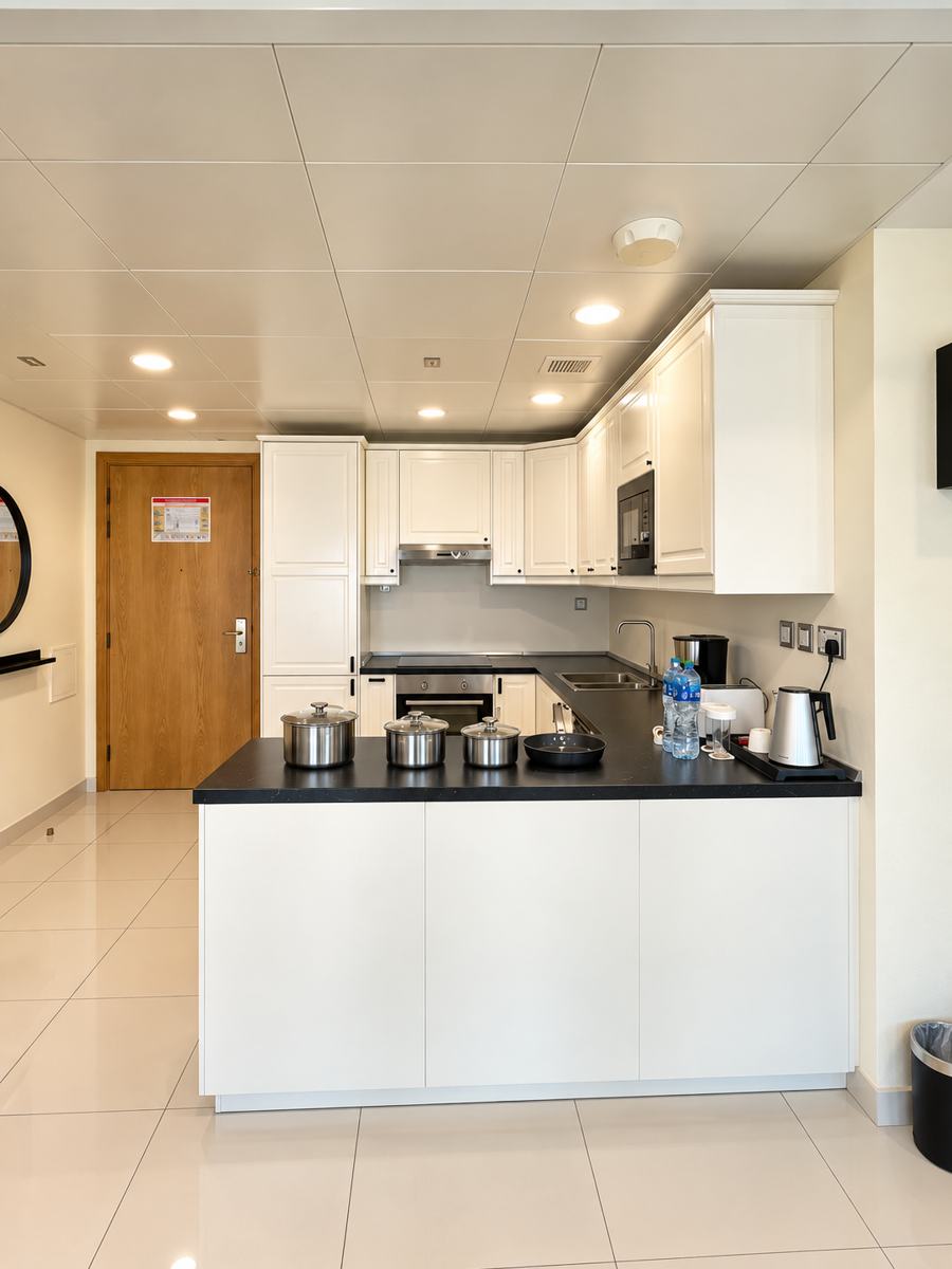 Fully equipped kitchen