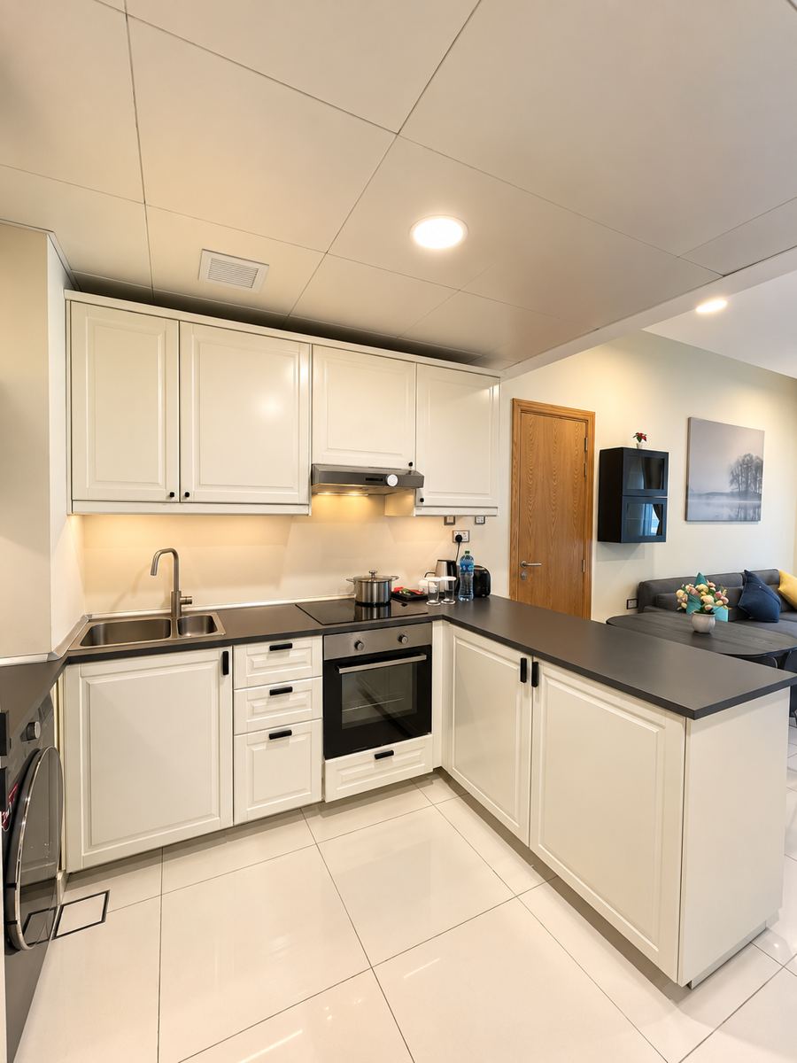 Fully equipped kitchen